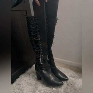 Knee high rope leather boots